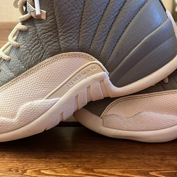 Jordan Two 3’s Jumpman 23 Men’s size 9 - Picture 7 of 11